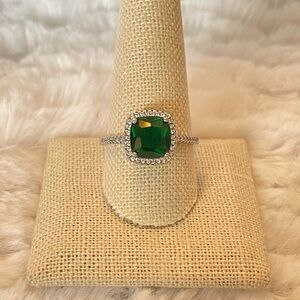 925 Sterling Silver Green CZ Halo Ring Size 10.75 Cushion Cut Emerald Green